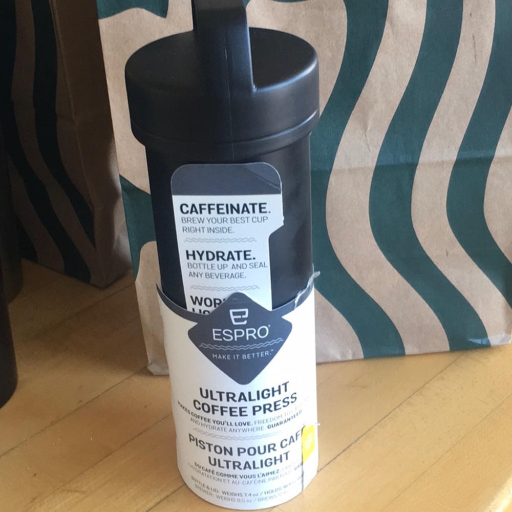 Starbucks ultralight coffee press New!